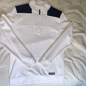 Vineyard Vines white and navy pull over quarter zip